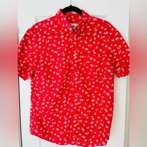 Men’s Goodfellow casual shortsleeved button down.